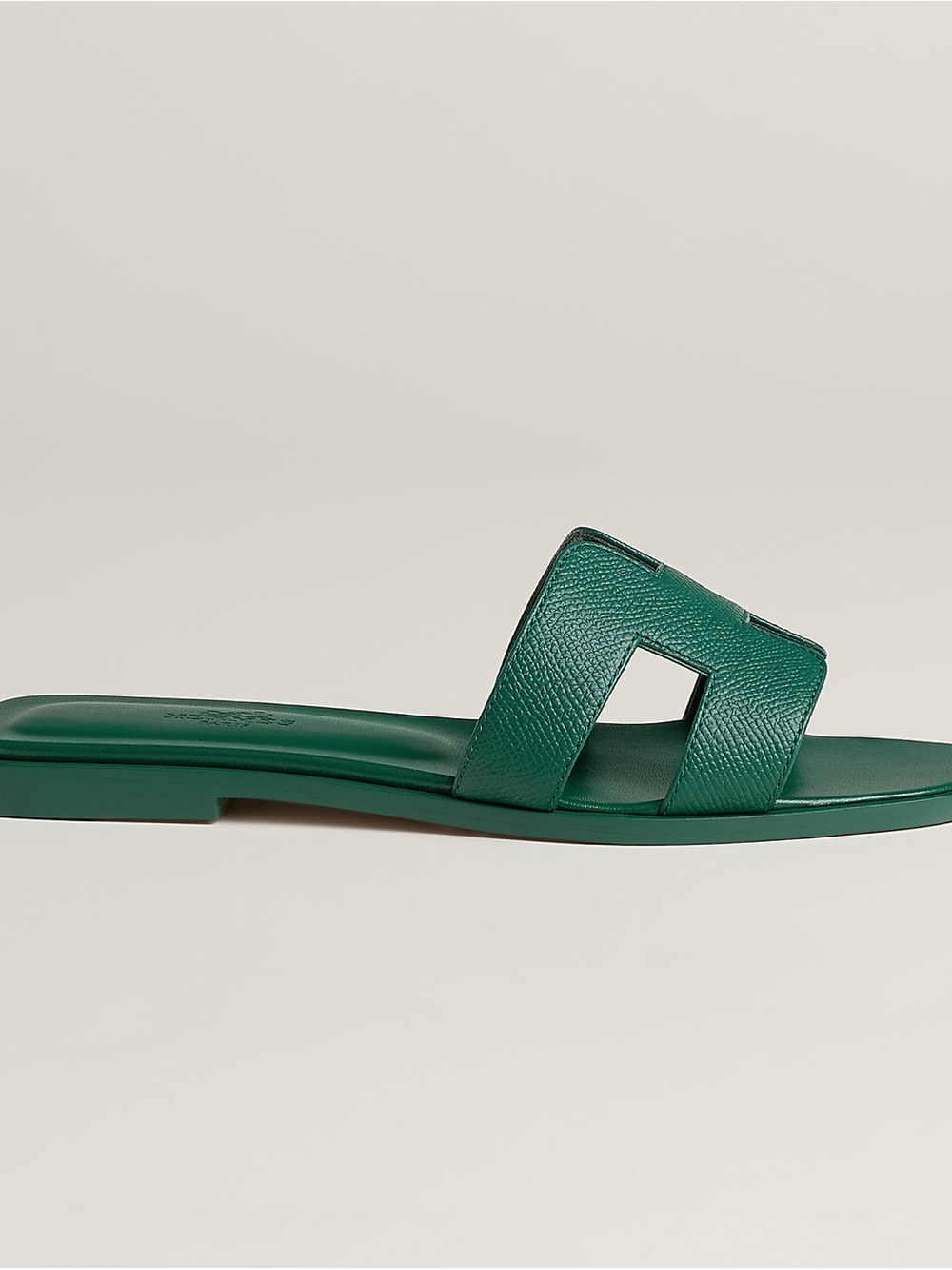 Hermes Women’s Bright Oran Green Slide Sandals - Picture 5 of 5